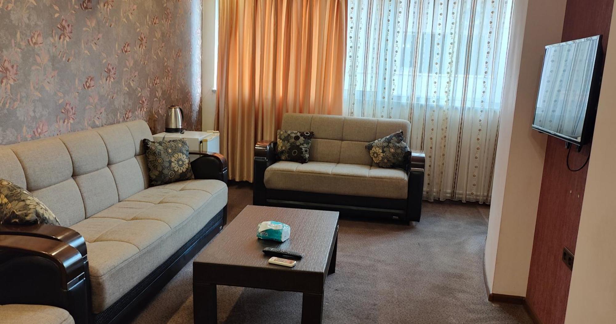 Areg Hotel Yerevan Exterior photo