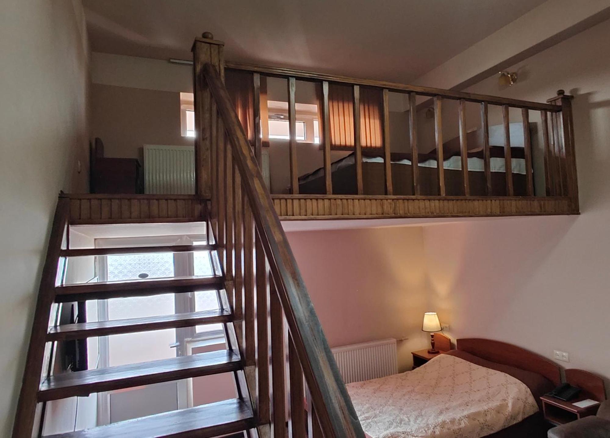 Areg Hotel Yerevan Exterior photo